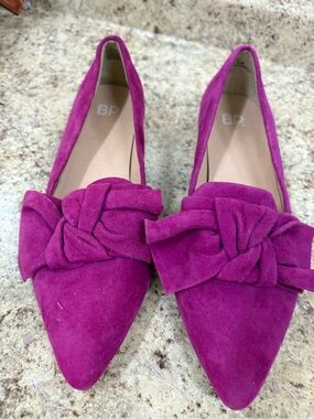BP women’s 7.5 leather slip on flat pink bow shoes